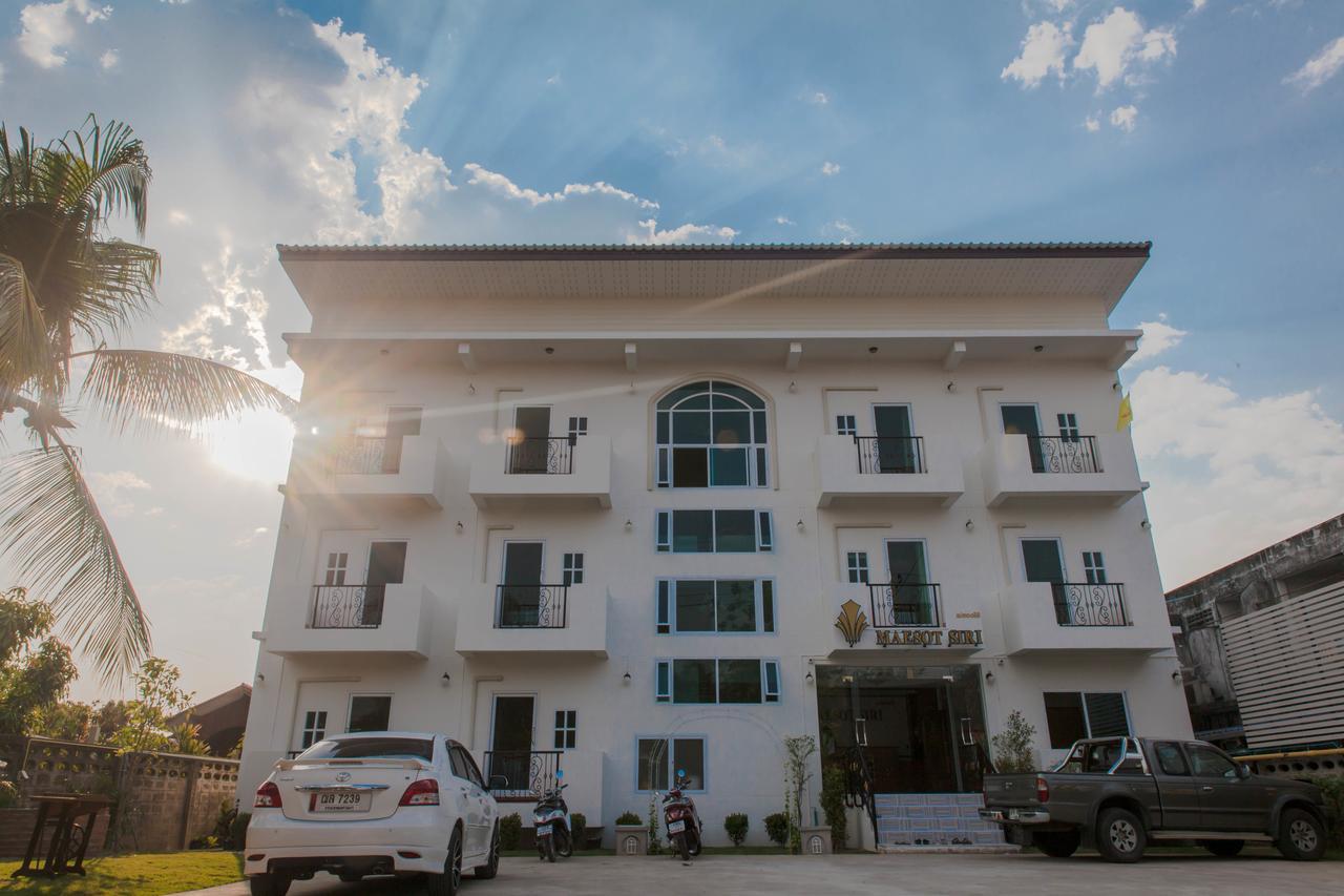 Maesot Siri Hotel Mae Сот Екстериор снимка