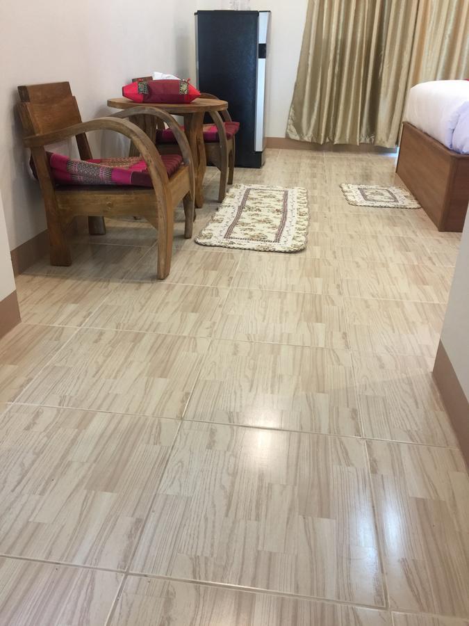 Maesot Siri Hotel Mae Сот Екстериор снимка