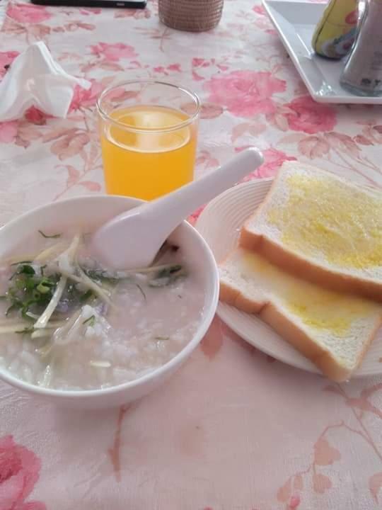 Maesot Siri Hotel Mae Сот Екстериор снимка